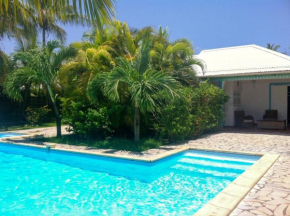 Villa de 3 chambres a Saint Francois a 300 m de la plage avec piscine privee jardin clos et wifi